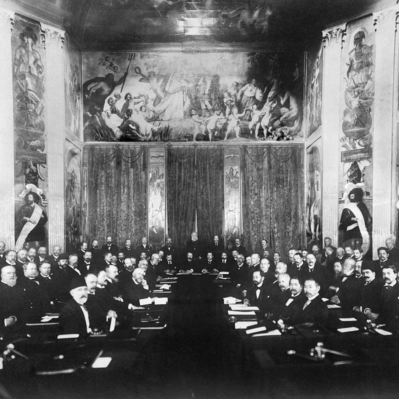 Курсовая работа по теме Гаагская конференция 1954 года